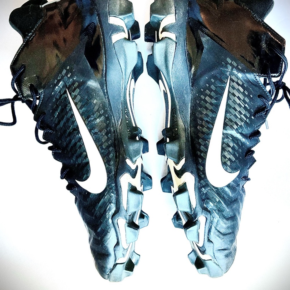 Final Sale Nike Alpha Football Cleats
